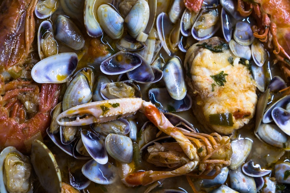 Image of mixed shellfish